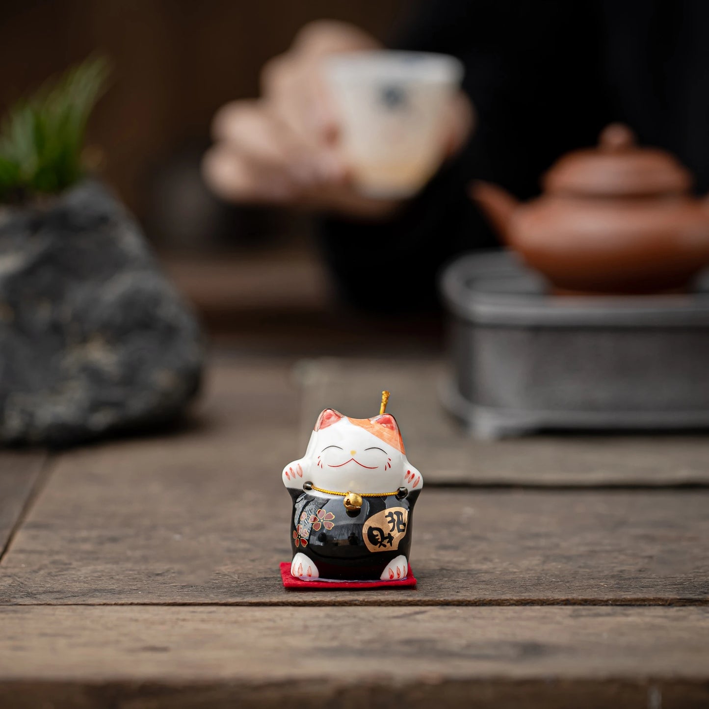 Lucky Maneki-Neko Black Teapet