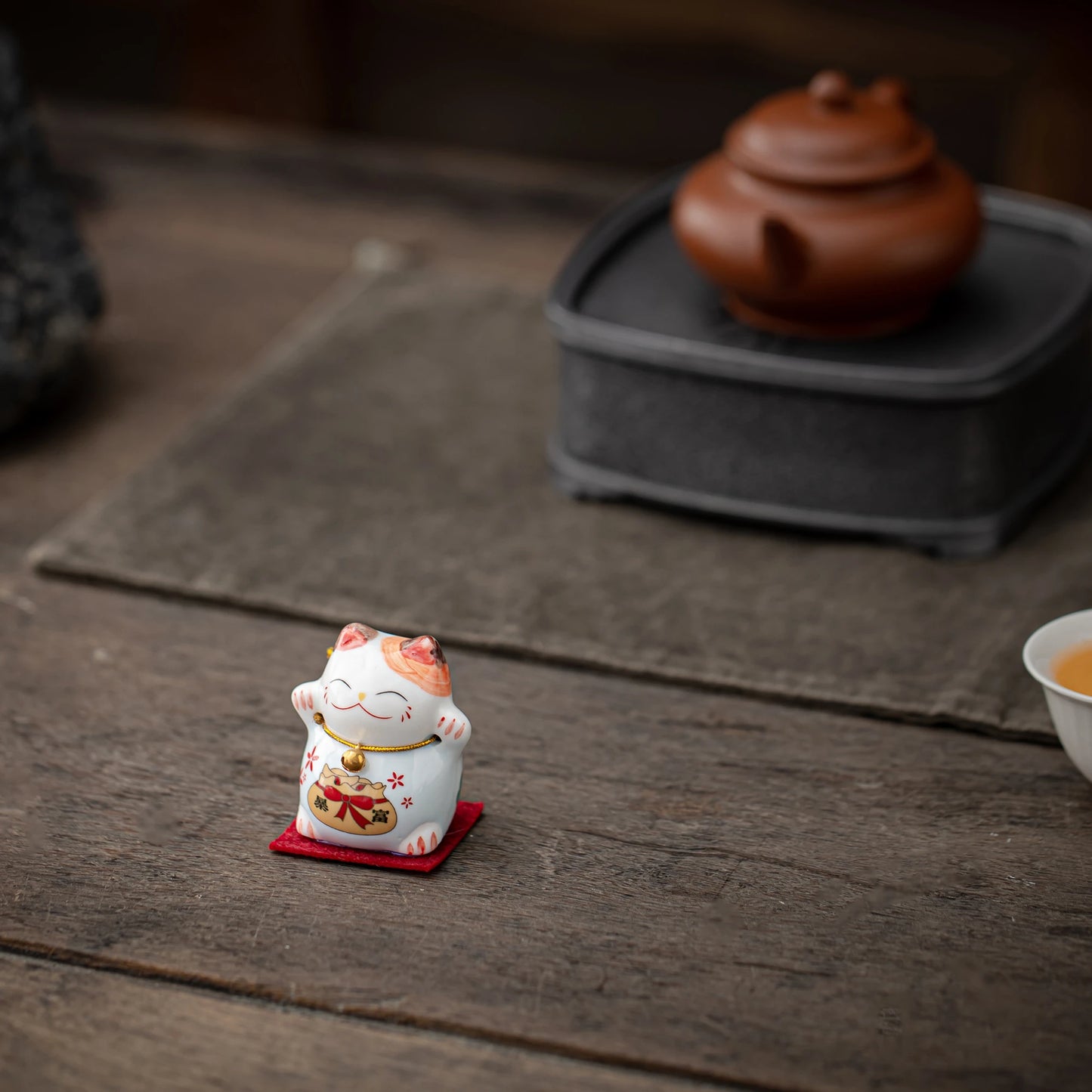 Lucky Maneki-Neko Blue Teapet