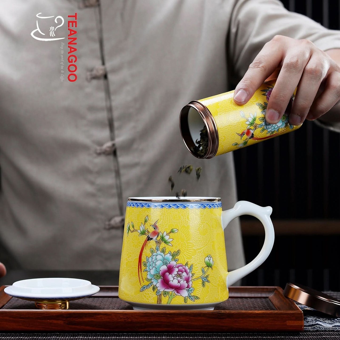 Chinese Tea Mug with Infuser and Canister & Various Decoration - M03