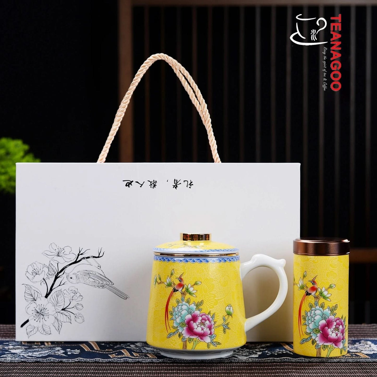 Chinese Tea Mug with Infuser and Canister & Various Decoration - M03