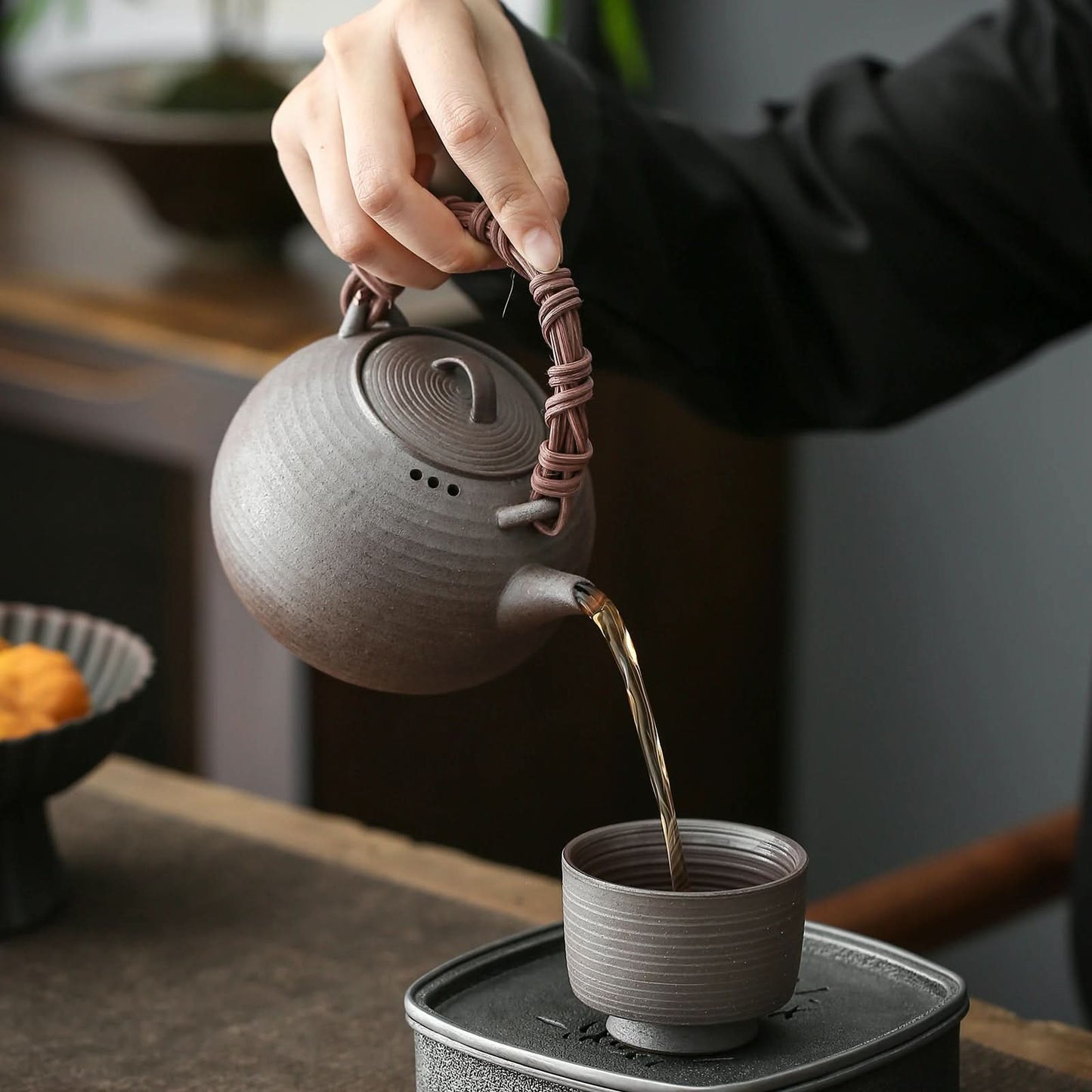 Handcrafted Pottery Clay Teapot 410ml Ceramic Tea Accessory
