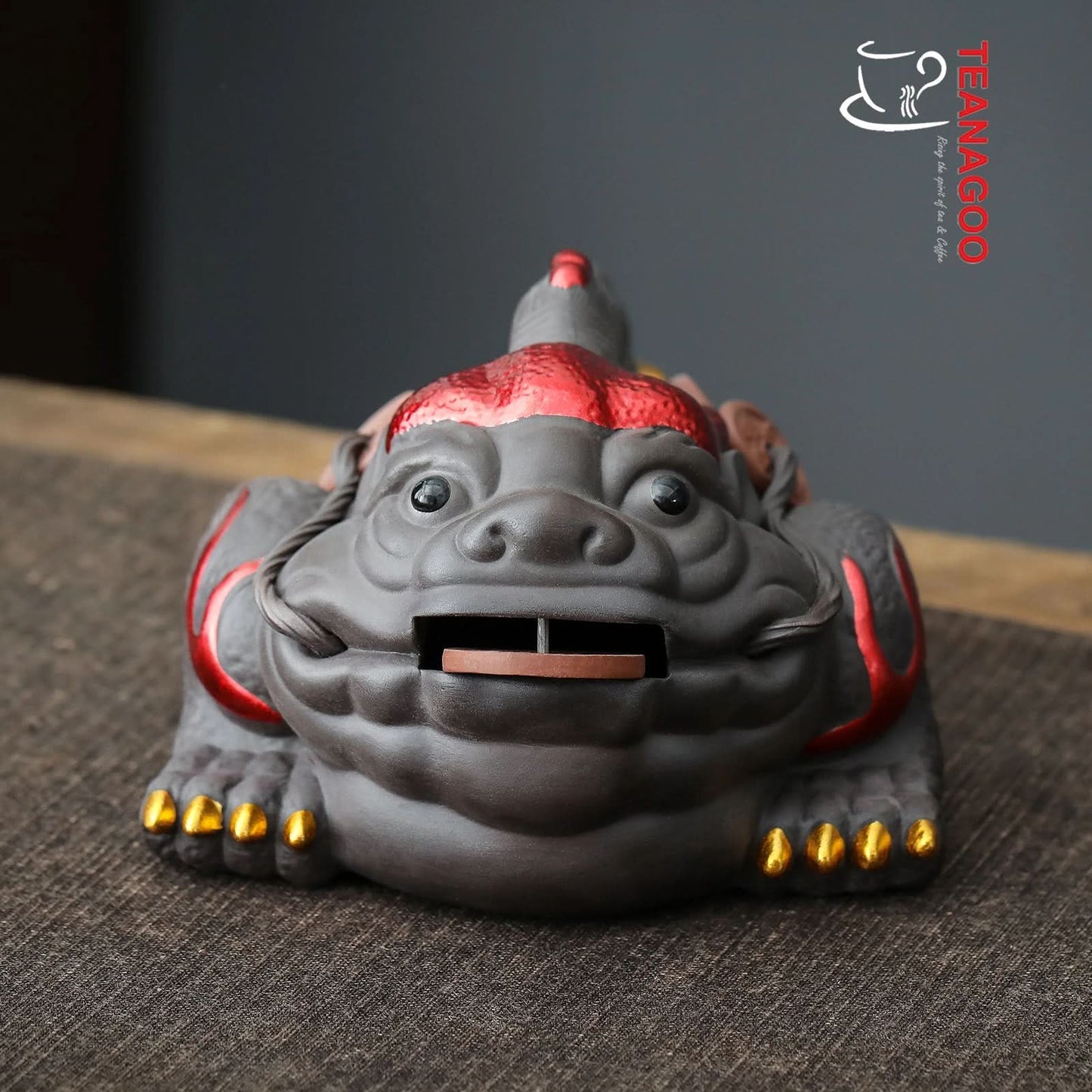 Lucky Golden Toad Pottery Tea Toy Chinese Kungfu Tea Set Pet Tea Tray Tea Pet Teapet