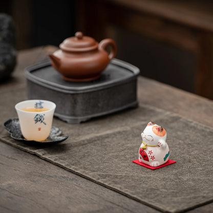 Lucky Maneki-Neko Pink Teapet