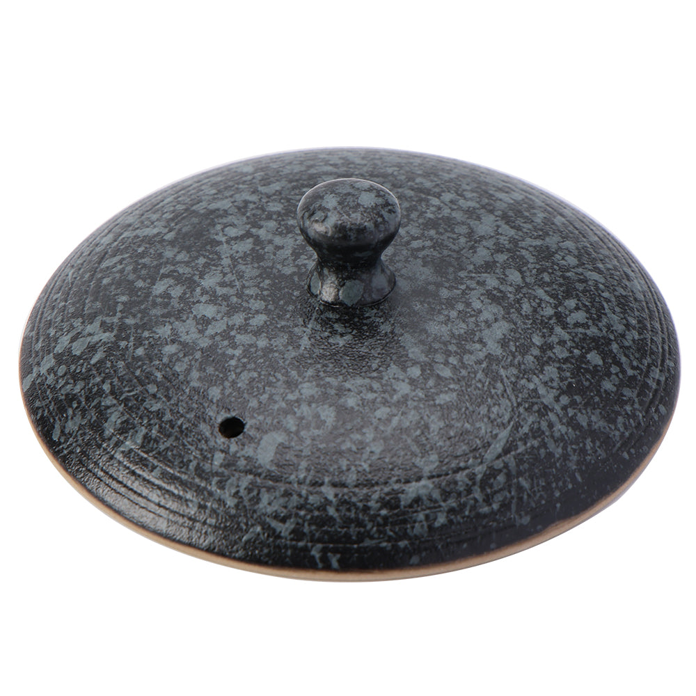 Single lid for the teapot