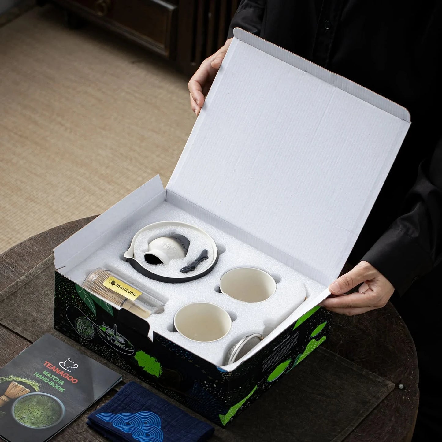 Matcha Set-Sharing Set Landscape Black White Pointy Bowl