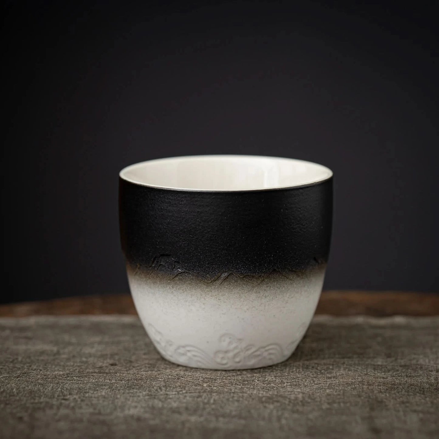 Matcha Set-Sharing Set Landscape Black White Pointy Bowl
