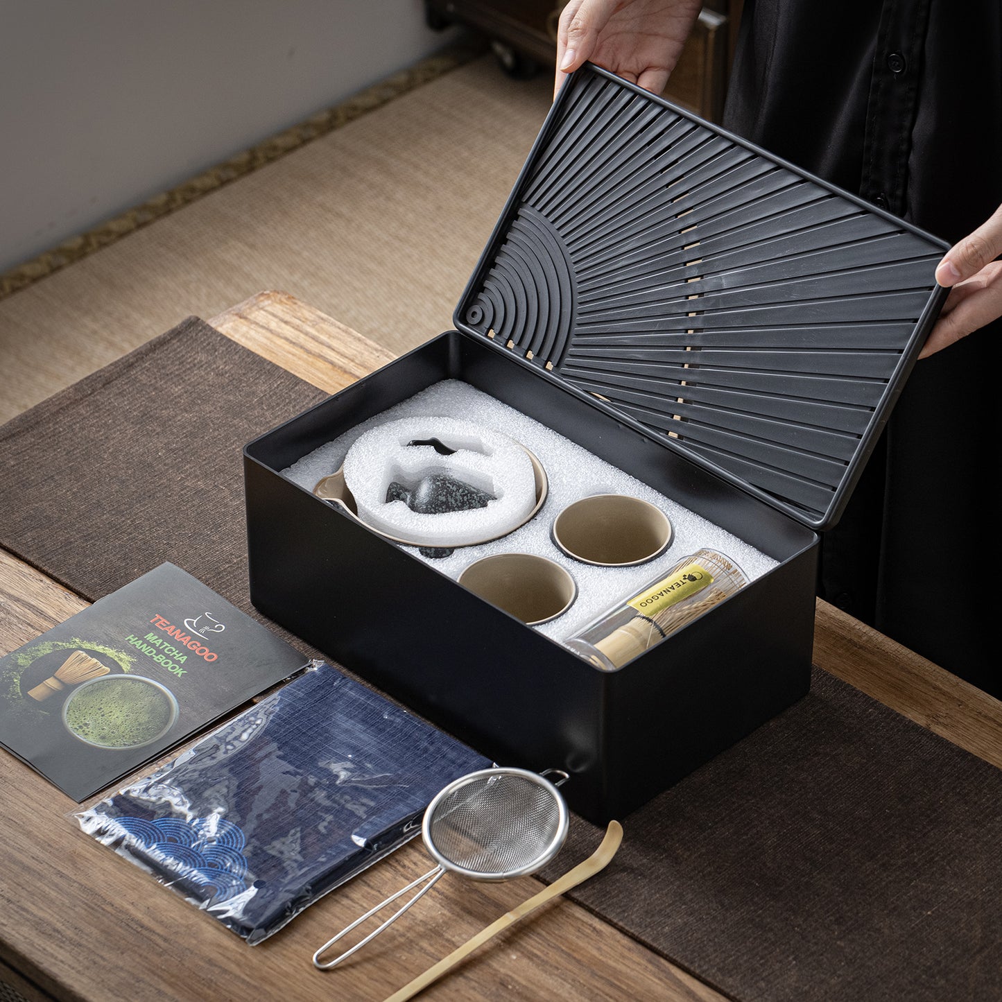 Matcha Set-Sharing Travel Set Obsidian with Leather Bag