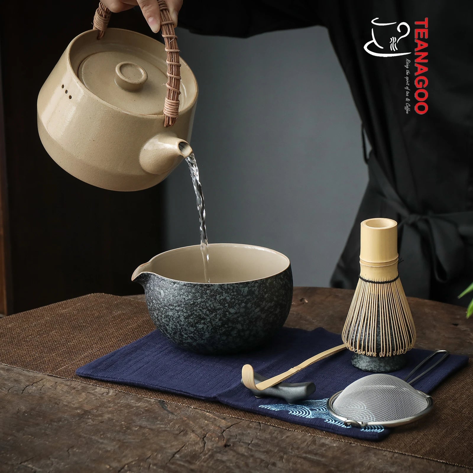 Japanese Matcha Tea Set 7pcs Ceramic Matcha Bowl Whisk Holder Bamboo Whisk with Pouring Spout