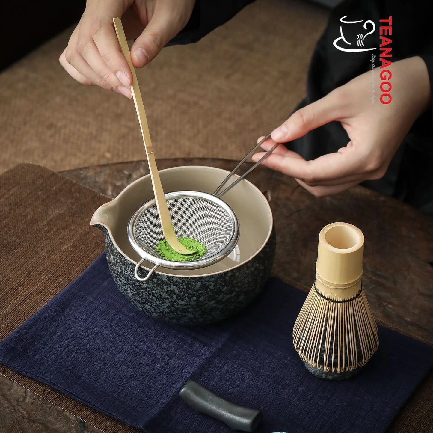 Japanese Matcha Tea Set 7pcs Ceramic Matcha Bowl Whisk Holder Bamboo Whisk with Pouring Spout