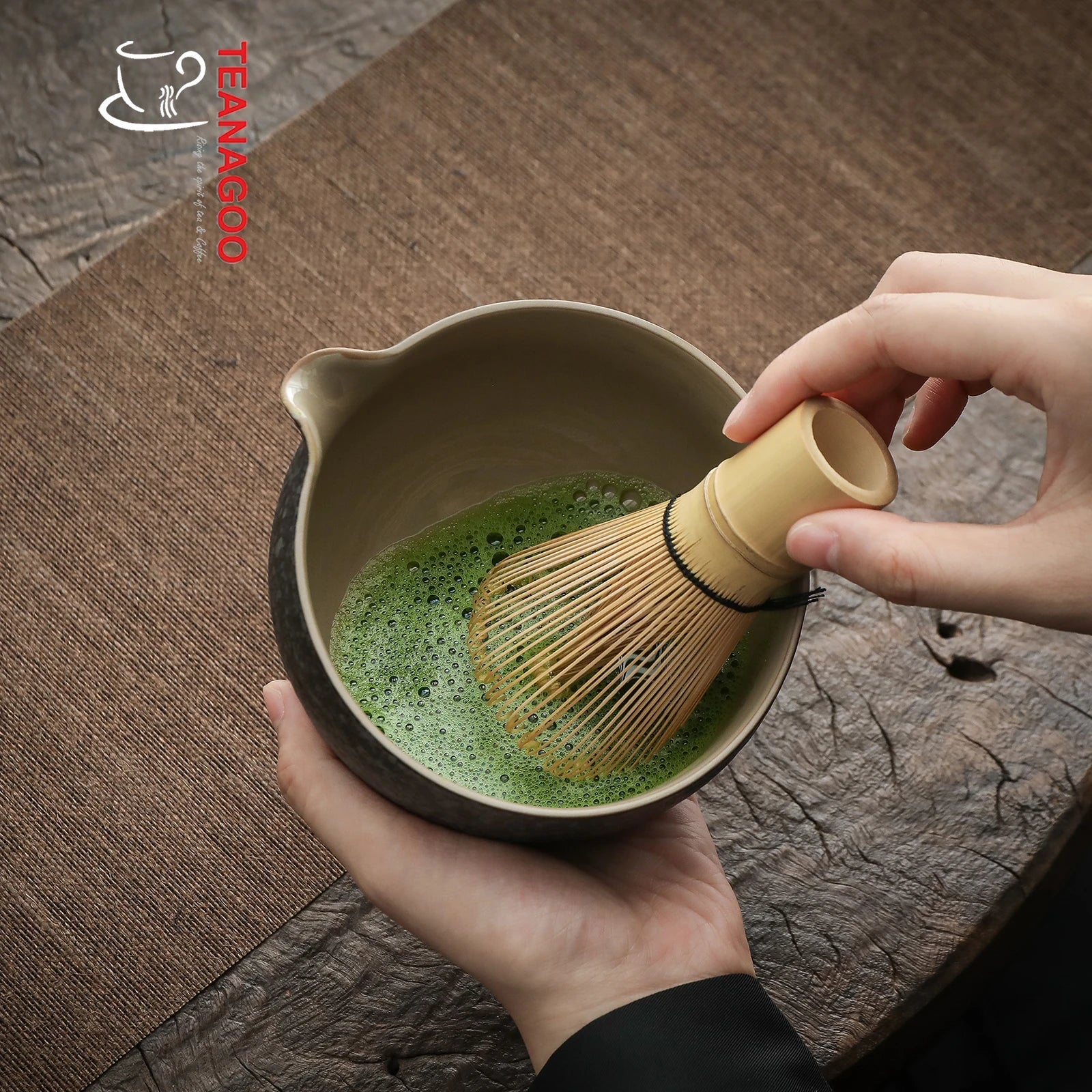 Japanese Matcha Tea Set 7pcs Ceramic Matcha Bowl Whisk Holder Bamboo Whisk with Pouring Spout
