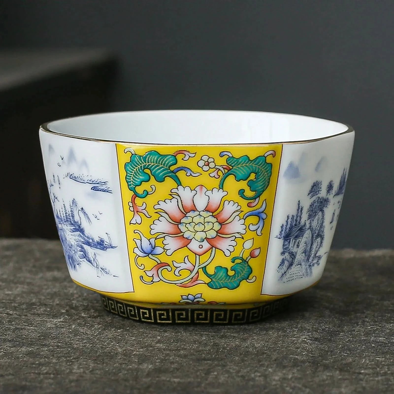 Handmade Enamel Glossy Glaze Chinese Ceramic Octagonal Teacup 100ml