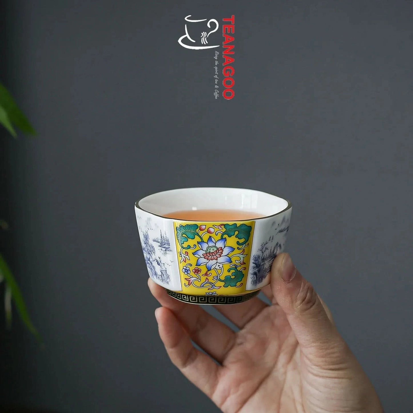 Handmade Enamel Glossy Glaze Chinese Ceramic Octagonal Teacup 100ml