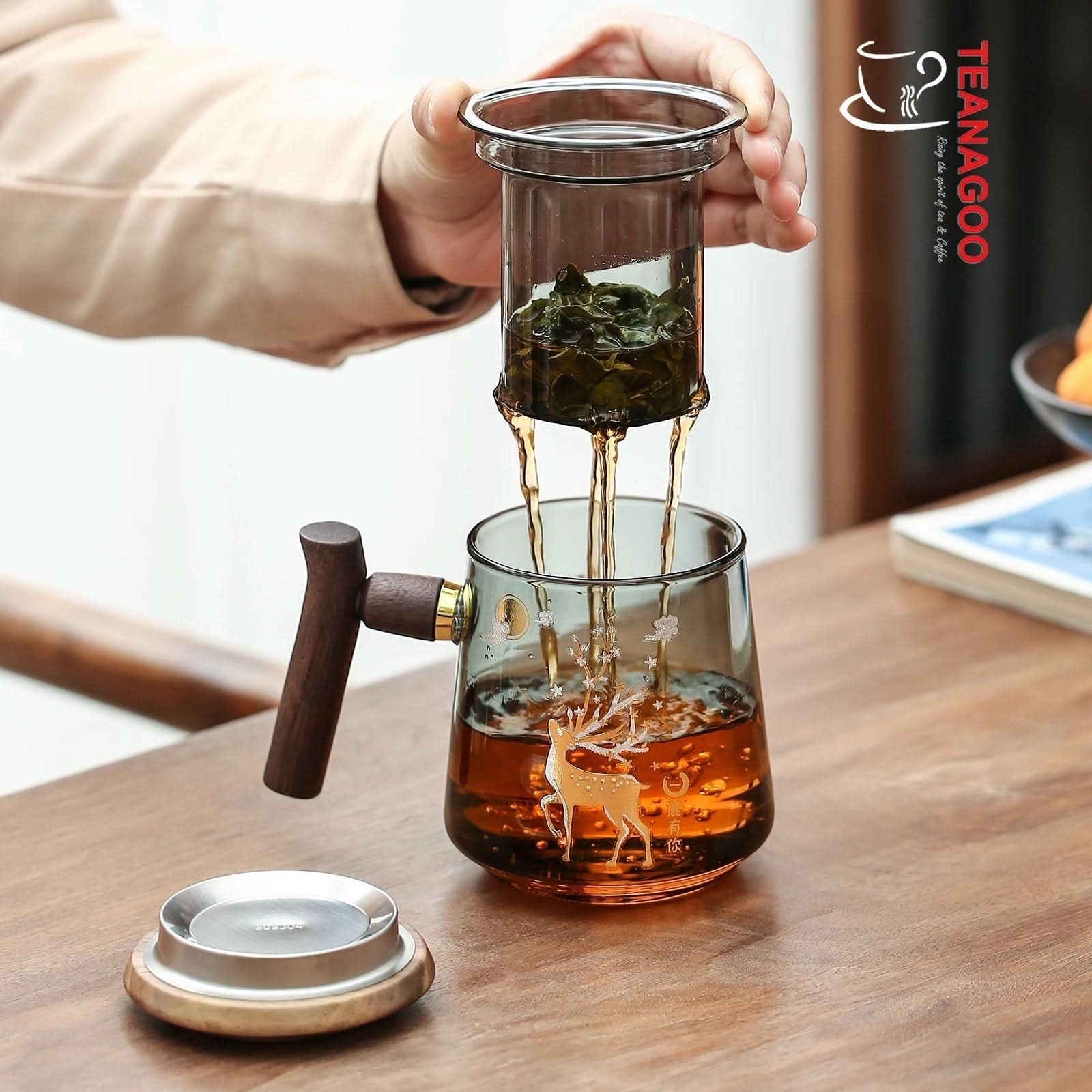 Handmade Glass Office Tea Mug 450ml with Strainer Lid Wood Handle