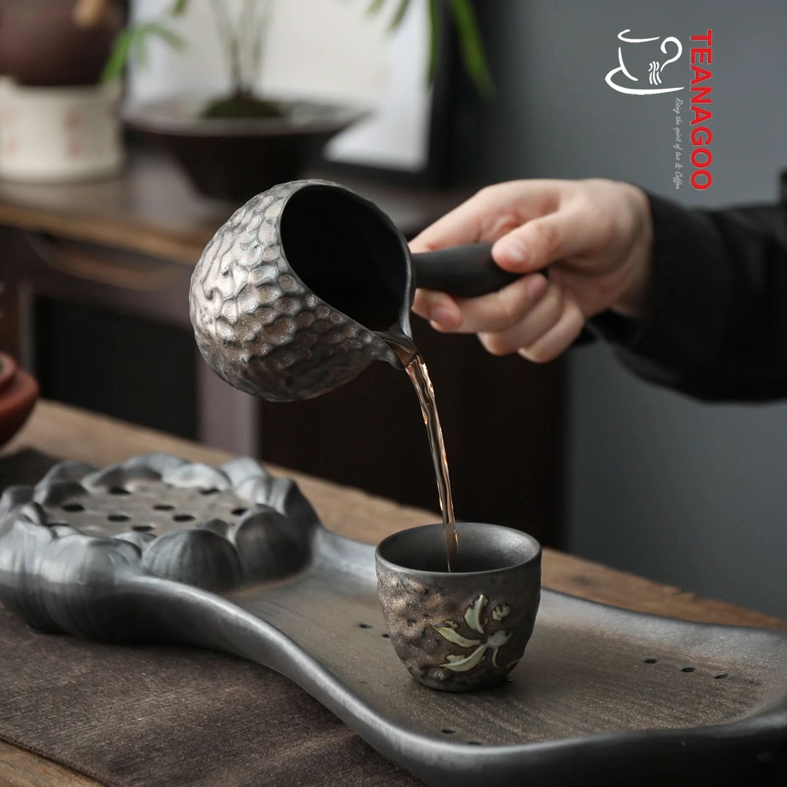 Handmade Japanese Style Glazed Pottery Fair Cup with Handle