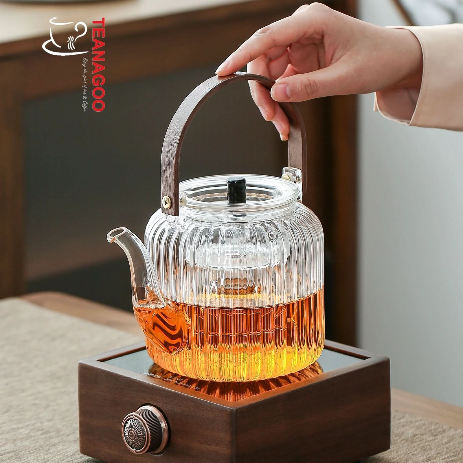 Heat-Resistant Glass Teapot with Infuser Lid and Wood Handle for Loose Leaf Tea and Blooming Tea