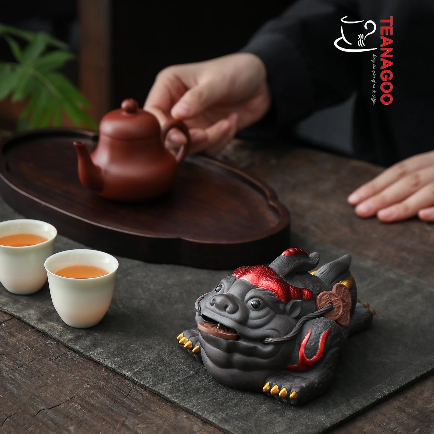 Lucky Golden Toad Pottery Tea Toy Chinese Kungfu Tea Set Pet Tea Tray Tea Pet Teapet